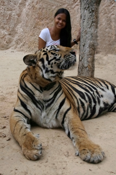 jane and tiger.JPG